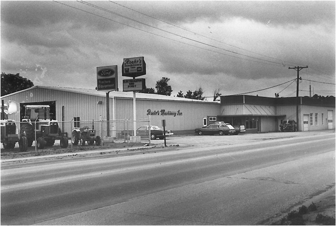 old photo of Rohrs building
